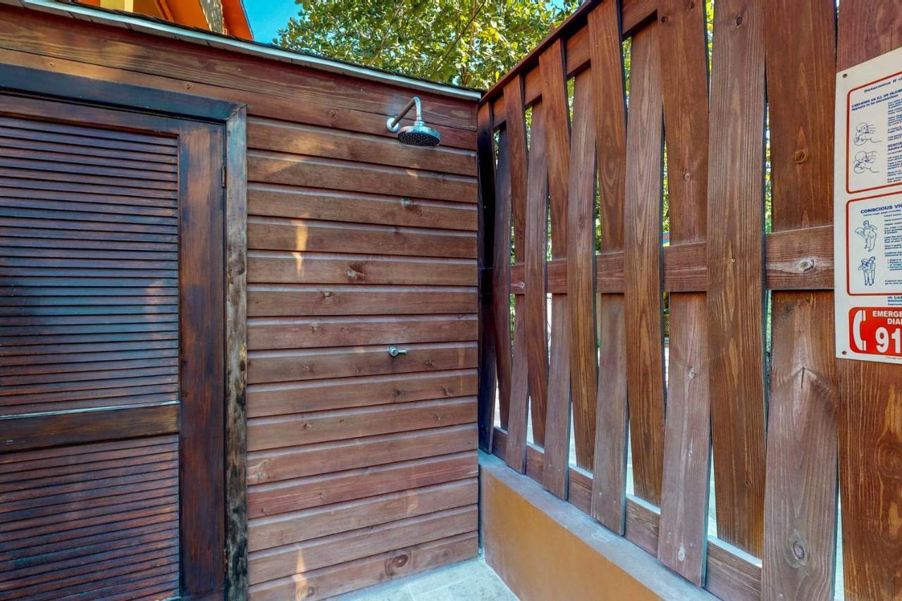 Hummingbird Home Suites San Pedro  Exterior photo